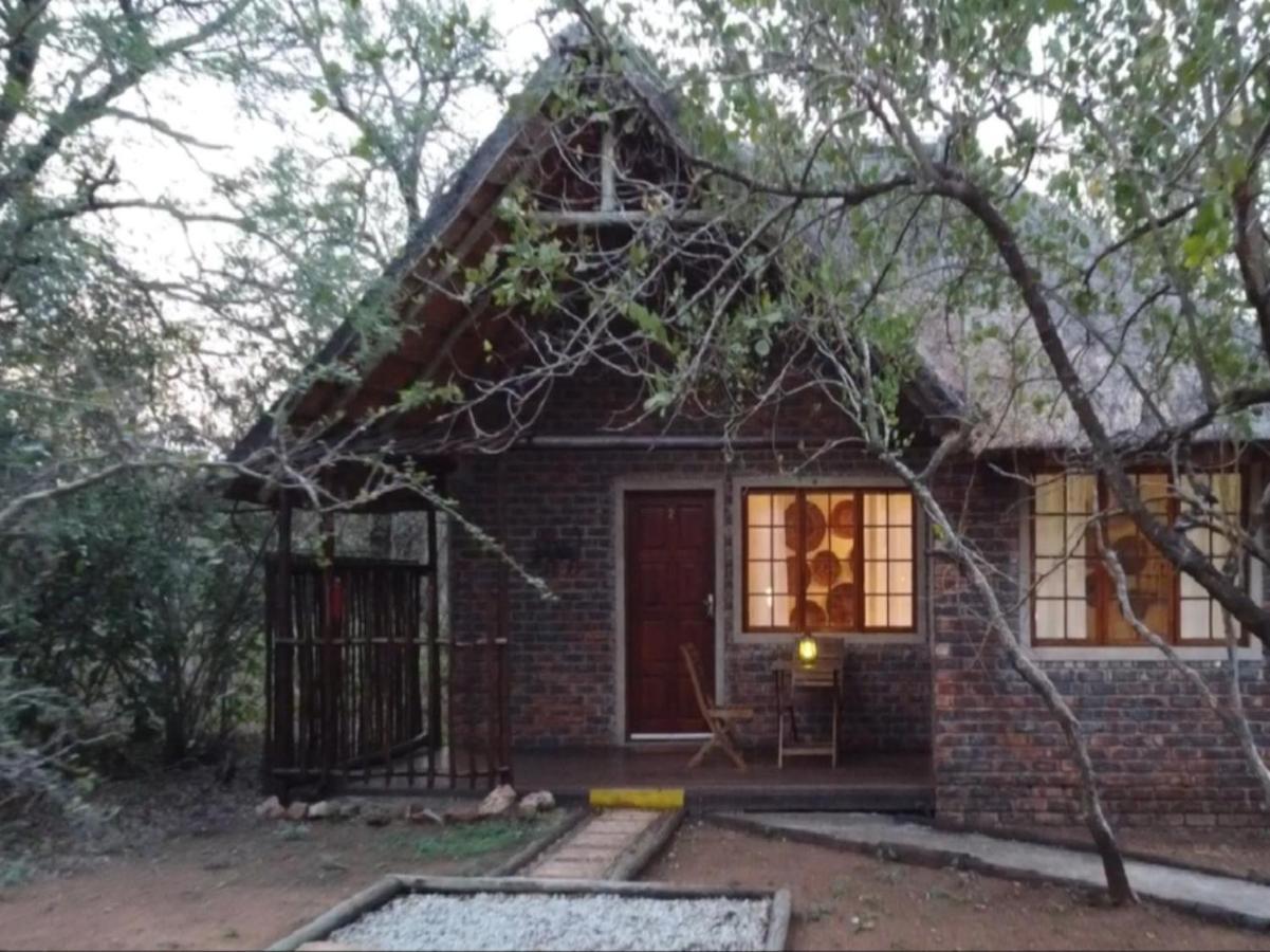 South Safari Lodge Marloth Park Buitenkant foto