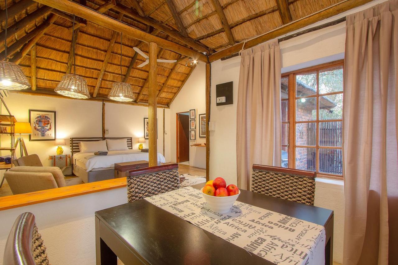 South Safari Lodge Marloth Park Buitenkant foto