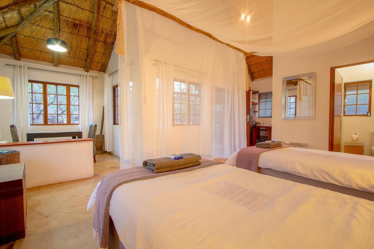 South Safari Lodge Marloth Park Buitenkant foto