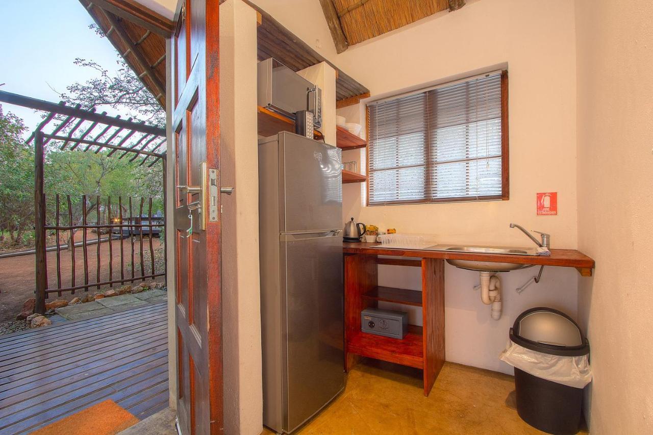 South Safari Lodge Marloth Park Buitenkant foto